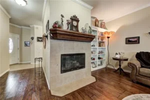 11307 NW 121st Pl 04 fireplace