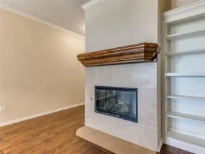 11309 NW 121st Pl 05 fireplace